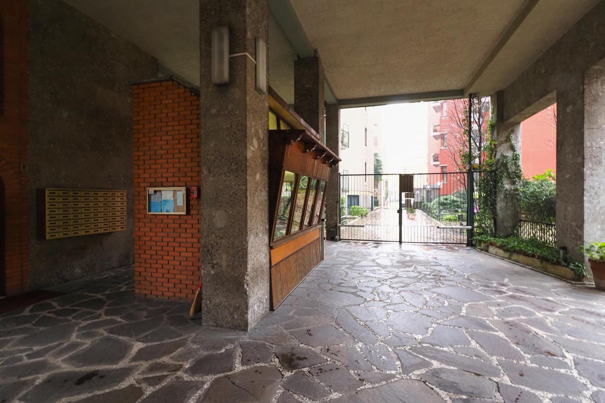 Primopiano - Beato Angelico Apartment มิลาน ภายนอก รูปภาพ